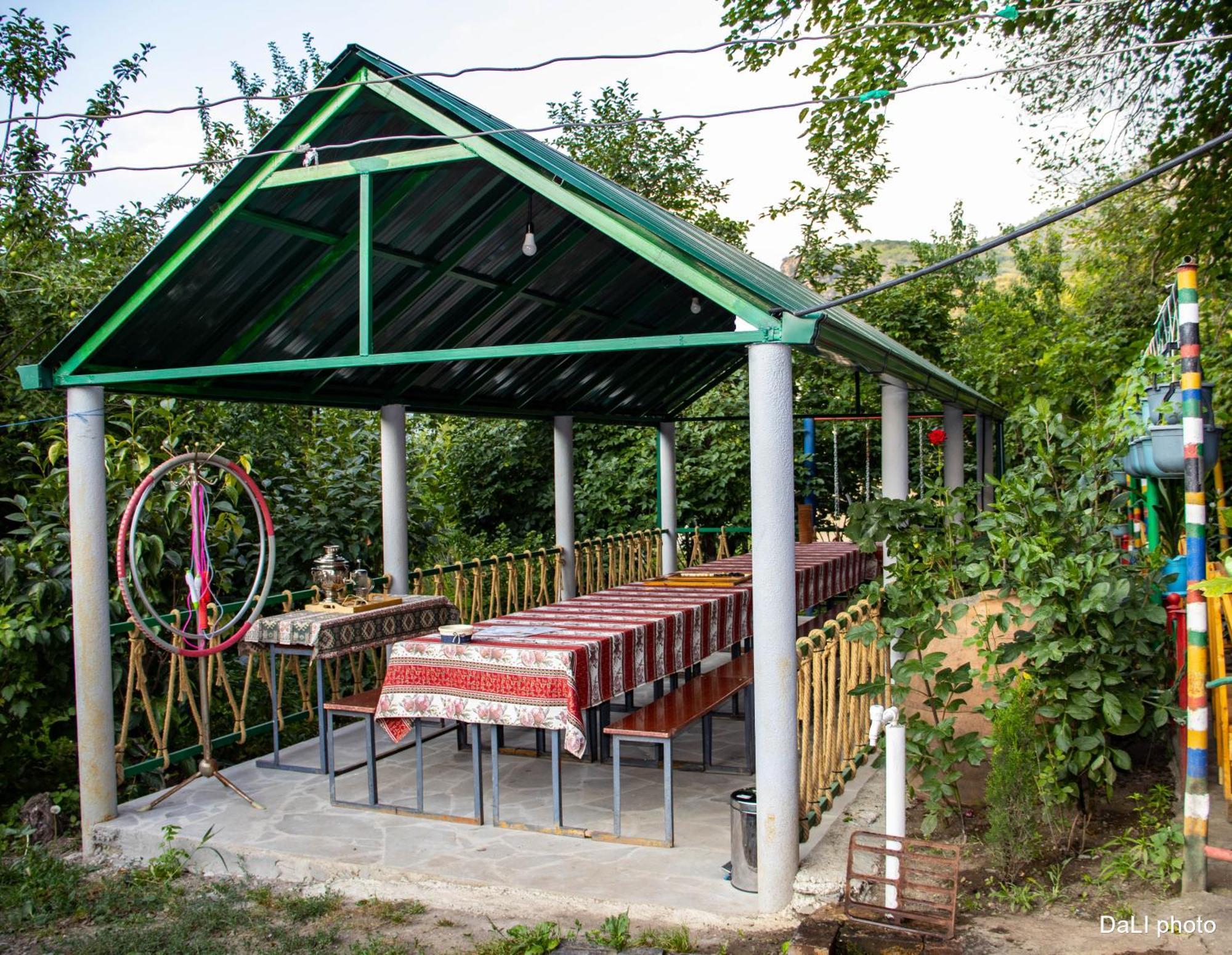 Tereza camping Sanain Bagian luar foto